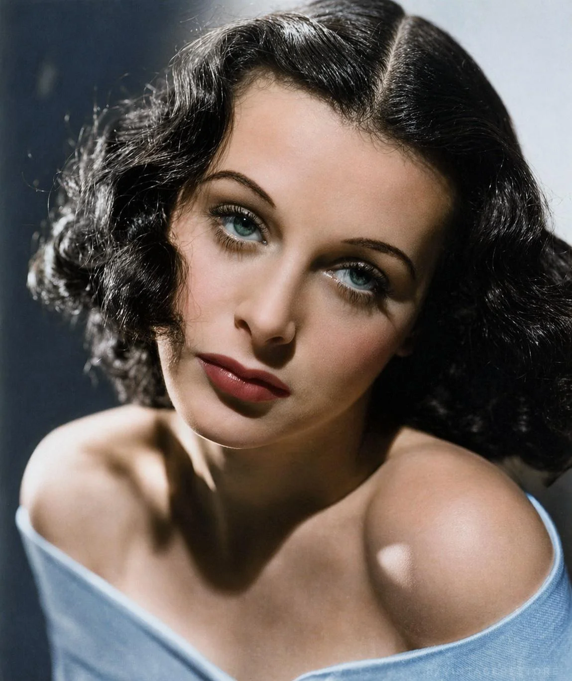 Hedy Lamarr: The Hollywood Star and Secret Inventor in 1944